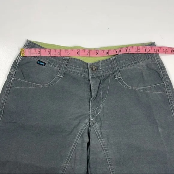 🌿KÜHL🌿 Women’s Knee Length Outdoor Shorts - Picture 7 of 9